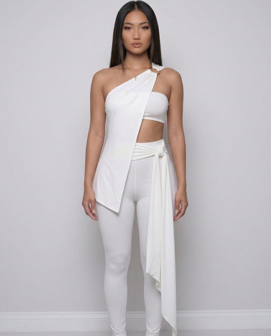 White Asymmetric Set