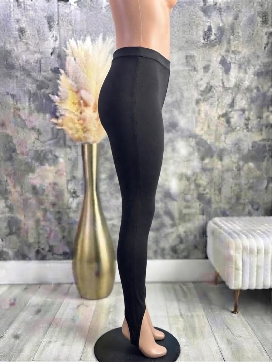 Stirrup leggings
